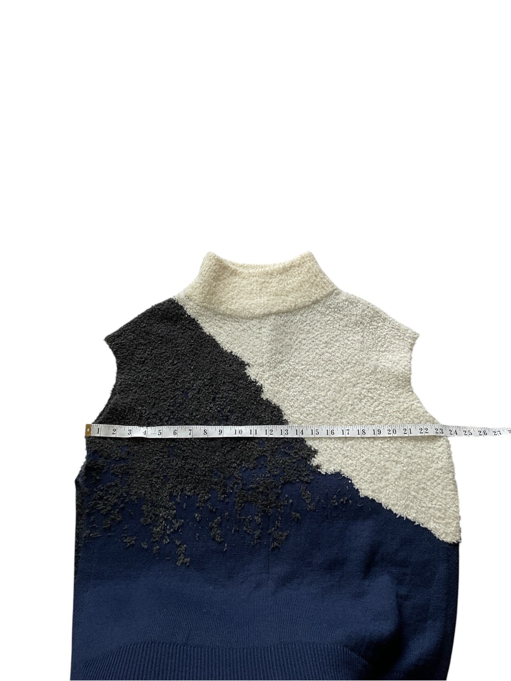 Lululemon Ombre Knit Textured Poncho, size 8 - Picture 13 of 14